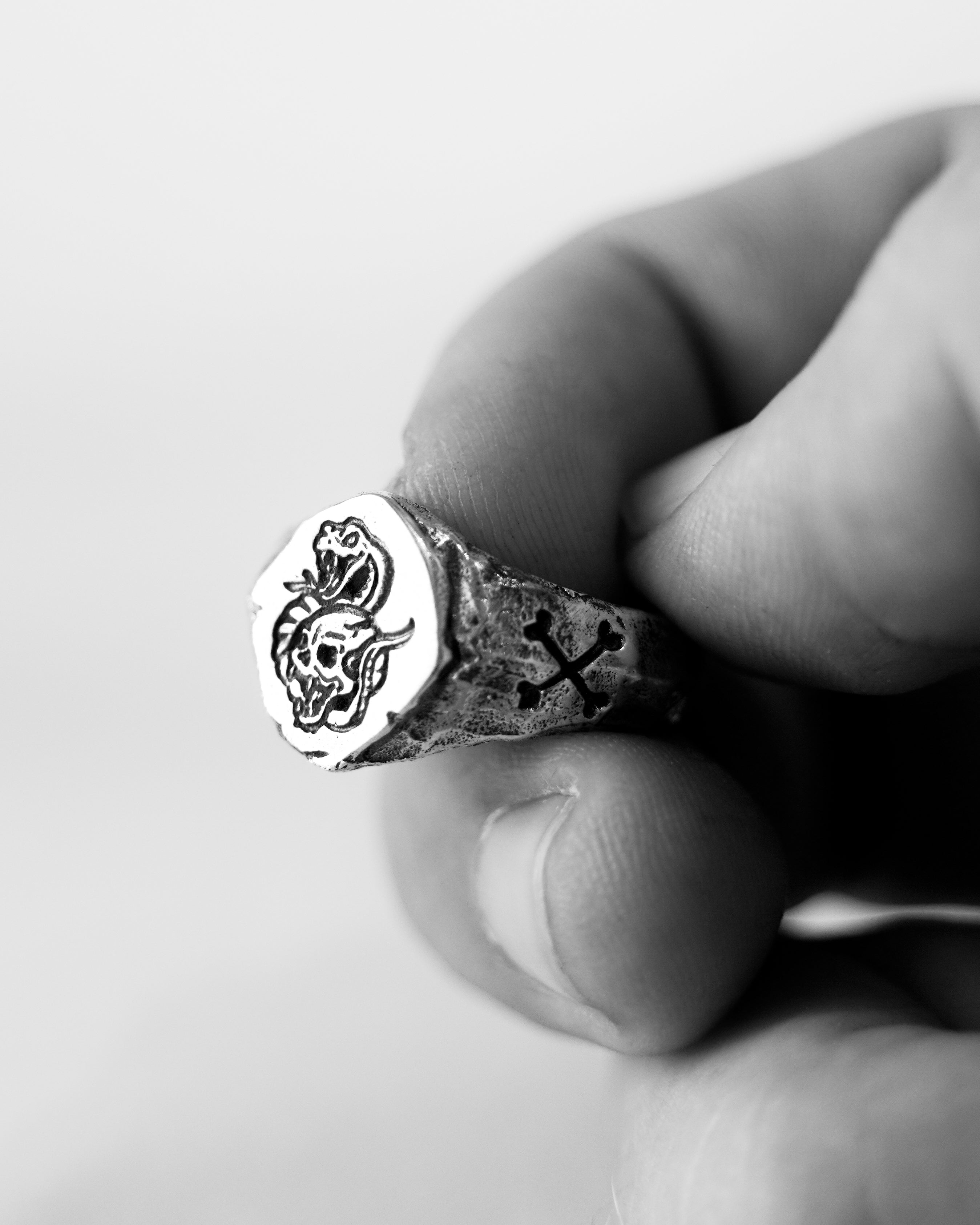 Merchants x Bones Skull Signet Ring - Silver